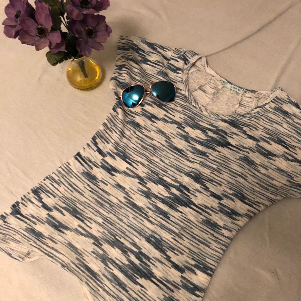 Maurice’s tee with lace back